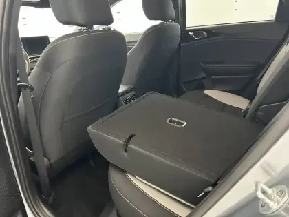 Photo 45 Kia Ceed  1.4 T-GDI 140 ch ISG DCT7