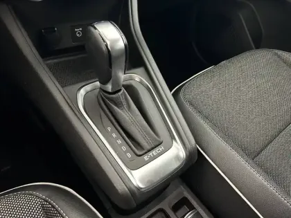 Photo 21 Renault Captur Gén. II (HJB) Ph1 Intens 5