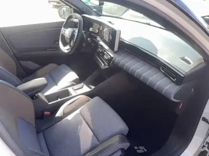 Photo 11 Renault 5 Renault  E-Tech Electrique 120 ch autonomie urbaine