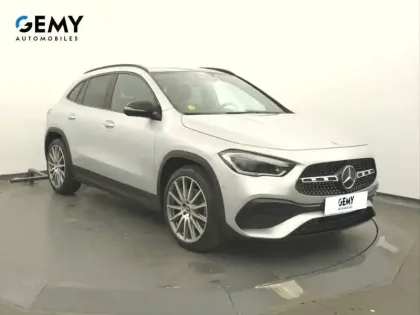 Photo 55 Mercedes GLA  200 d 8G-DCT