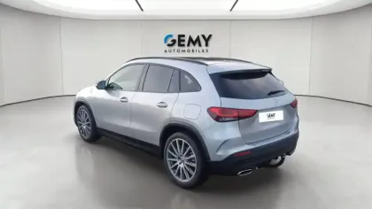 Photo 7 Mercedes GLA  200 d 8G-DCT