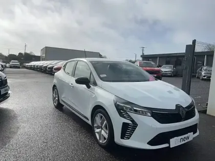 Photo 6 Renault Clio  E-Tech full hybrid 145 ch GSR2