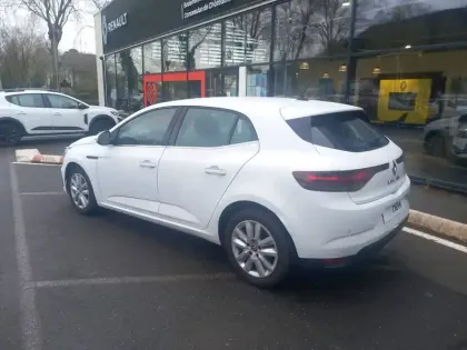 Photo 34 Renault Megane Mégane IV Berline TCe 115 FAP