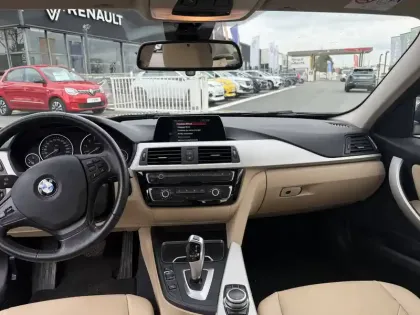 Photo 8 BMW Serie 3 318i 136 ch