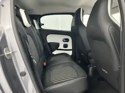 Photo 15 Renault Twingo  III Achat Intégral - 21