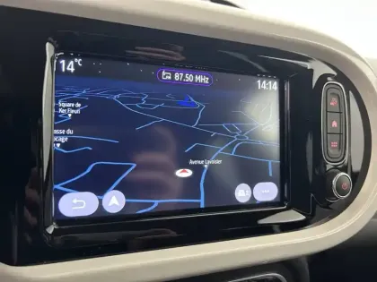 Photo 23 Renault Twingo  III Achat Intégral - 21