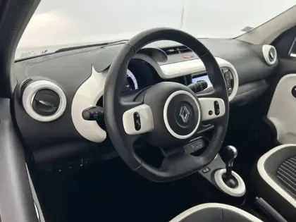 Photo 9 Renault Twingo  III Achat Intégral - 21