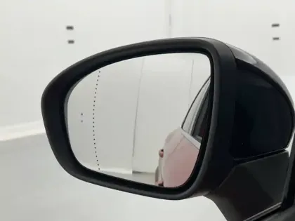 Photo 38 Renault Captur  E-Tech hybride 145