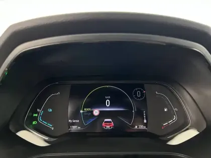 Photo 25 Renault Captur  E-Tech hybride 145