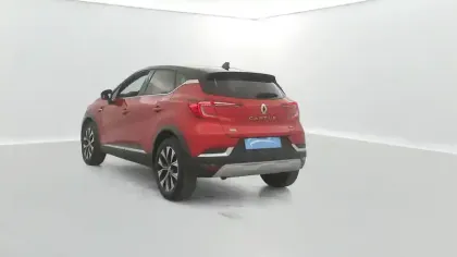 Photo 11 Renault Captur  E-Tech hybride 145