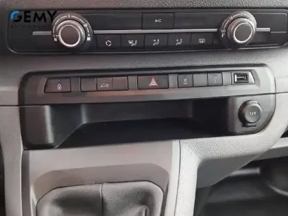 Photo 64 Peugeot Expert  FGN TOLE LONG BLUEHDI 145 S&S BVM6