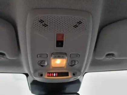 Photo 19 Citroën C4  Hybride 145 e-DCS6