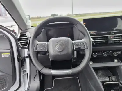 Photo 8 Citroën C4  Hybride 145 e-DCS6