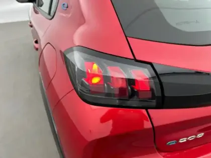 Photo 16 Peugeot 208  Electrique 50 kWh 136ch