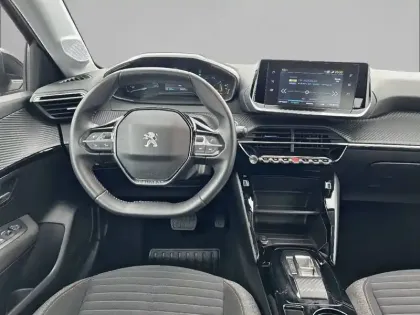 Photo 7 Peugeot 208  Electrique 50 kWh 136ch