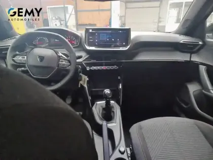 Photo 41 Peugeot 2008  100 S&S BVM6