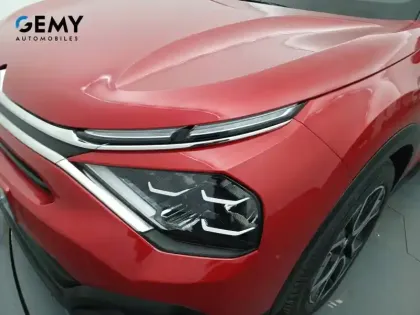 Photo 15 Citroën C4 e- 136 ch Automatique