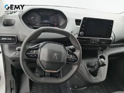 Photo 28 Peugeot Partner  FOURGON STANDARD 650 KG BLUEHDI 100 S&S BVM6