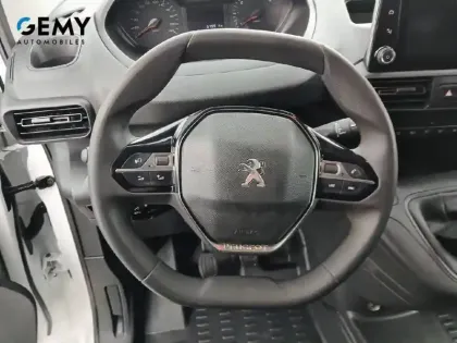 Photo 12 Peugeot Partner  FOURGON STANDARD 650 KG BLUEHDI 100 S&S BVM6