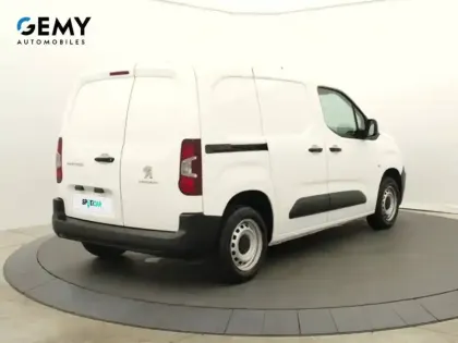 Photo 38 Peugeot Partner  FOURGON STANDARD 650 KG BLUEHDI 100 S&S BVM6