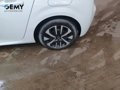 Photo 27 Peugeot 208  Hybrid 110 e-DCS6