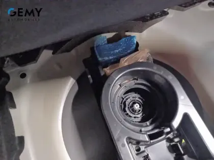 Photo 49 Peugeot 208  Hybrid 110 e-DCS6