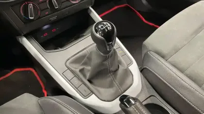 Photo 15 Seat Arona  1.0 TSI 95 ch Start/Stop BVM5