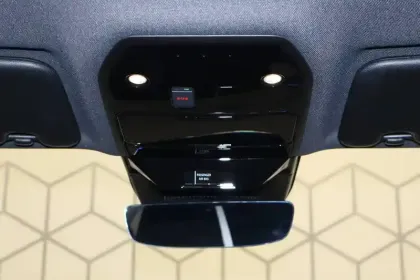 Photo 39 Renault Rafale  E-Tech full hybrid 200 ch