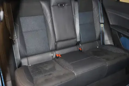 Photo 11 Renault Rafale  E-Tech full hybrid 200 ch