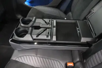 Photo 20 Renault Rafale  E-Tech full hybrid 200 ch