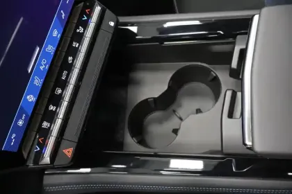 Photo 23 Renault Rafale  E-Tech full hybrid 200 ch