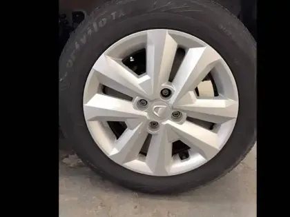 Photo 8 Dacia Sandero  SCe 65 - 22