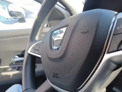 Photo 83 Dacia Sandero  SCe 65 - 22