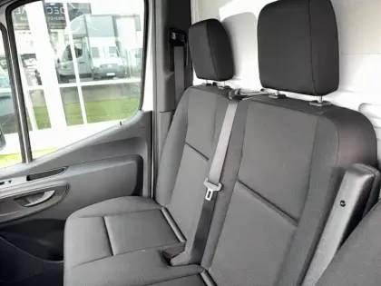 Photo 13 Mercedes Sprinter E 414 Châssis cab 43 4,0t PRO