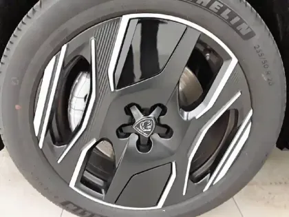 Photo 12 Peugeot 3008  Electrique 210 ch 73 kWh