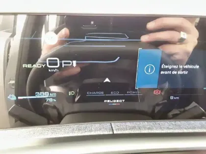 Photo 9 Peugeot 3008  Electrique 210 ch 73 kWh