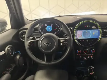 Photo 6 Mini Mini Hatch 5 Portes Cooper S 178 ch DKG7