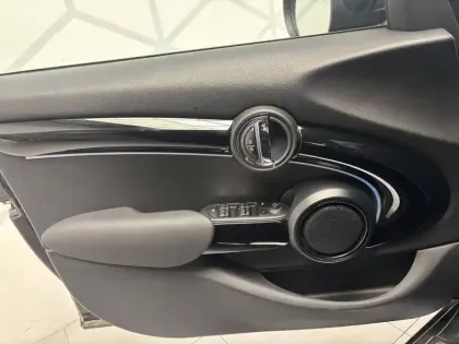 Photo 35 Mini Mini Hatch 5 Portes Cooper S 178 ch DKG7