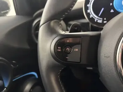 Photo 32 Mini Mini Hatch 5 Portes Cooper S 178 ch DKG7