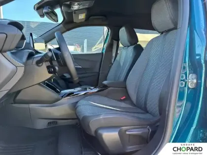 Photo 32 Peugeot 2008  Hybrid 145 e-DCS6