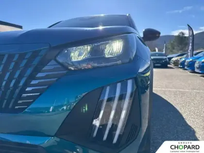 Photo 21 Peugeot 2008  Hybrid 145 e-DCS6