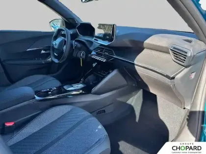 Photo 12 Peugeot 2008  Hybrid 145 e-DCS6