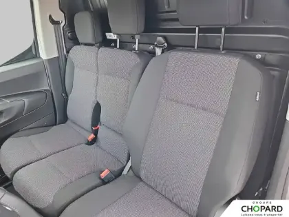 Photo 54 Peugeot Partner  FOURGON M DIESEL 100 CH MANUELLE