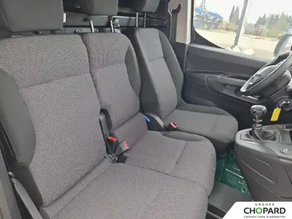 Photo 35 Peugeot Partner  FOURGON M DIESEL 100 CH MANUELLE