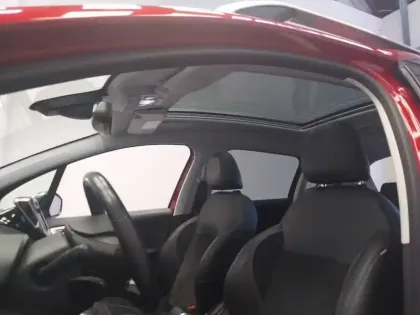 Photo 6 Peugeot 2008  1.2 PureTech 110ch S&S EAT6