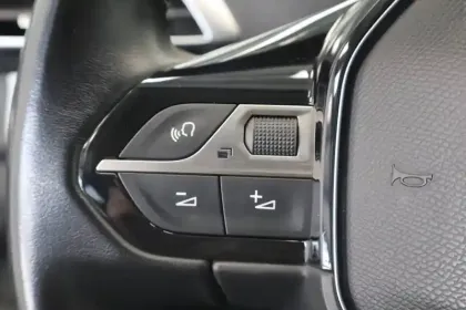 Photo 36 Peugeot 3008  1.2 Puretech 130ch S&S BVM6