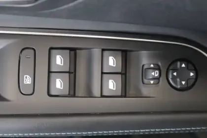 Photo 33 Peugeot 3008  1.2 Puretech 130ch S&S BVM6