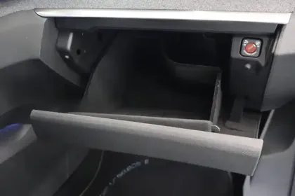 Photo 31 Peugeot 3008  1.2 Puretech 130ch S&S BVM6