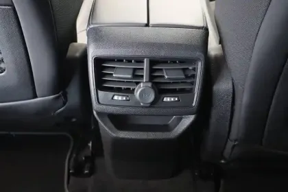 Photo 35 Peugeot 3008  1.2 Puretech 130ch S&S BVM6