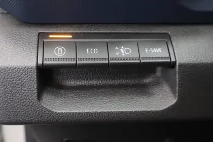 Photo 75 Dacia Duster  Hybrid 140